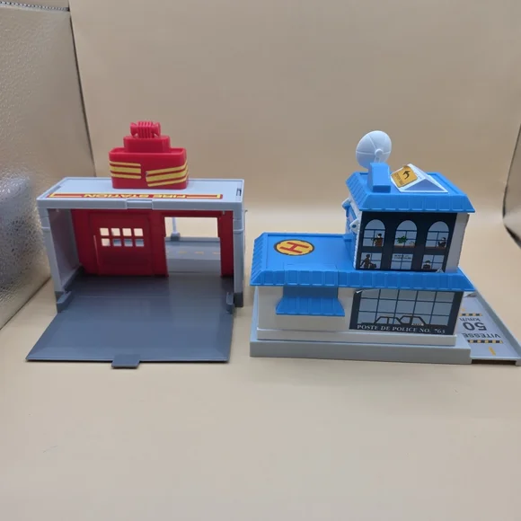 1991 Micro Machines Police Corner & 1990 Matchbox Fire Station Mixed Lot - Picture 2 of 5